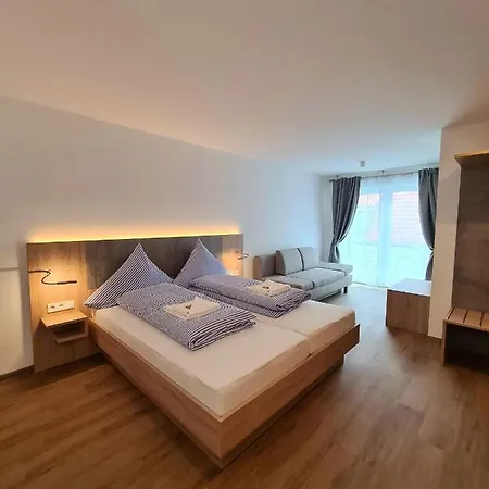 Nordzeit Guest house *